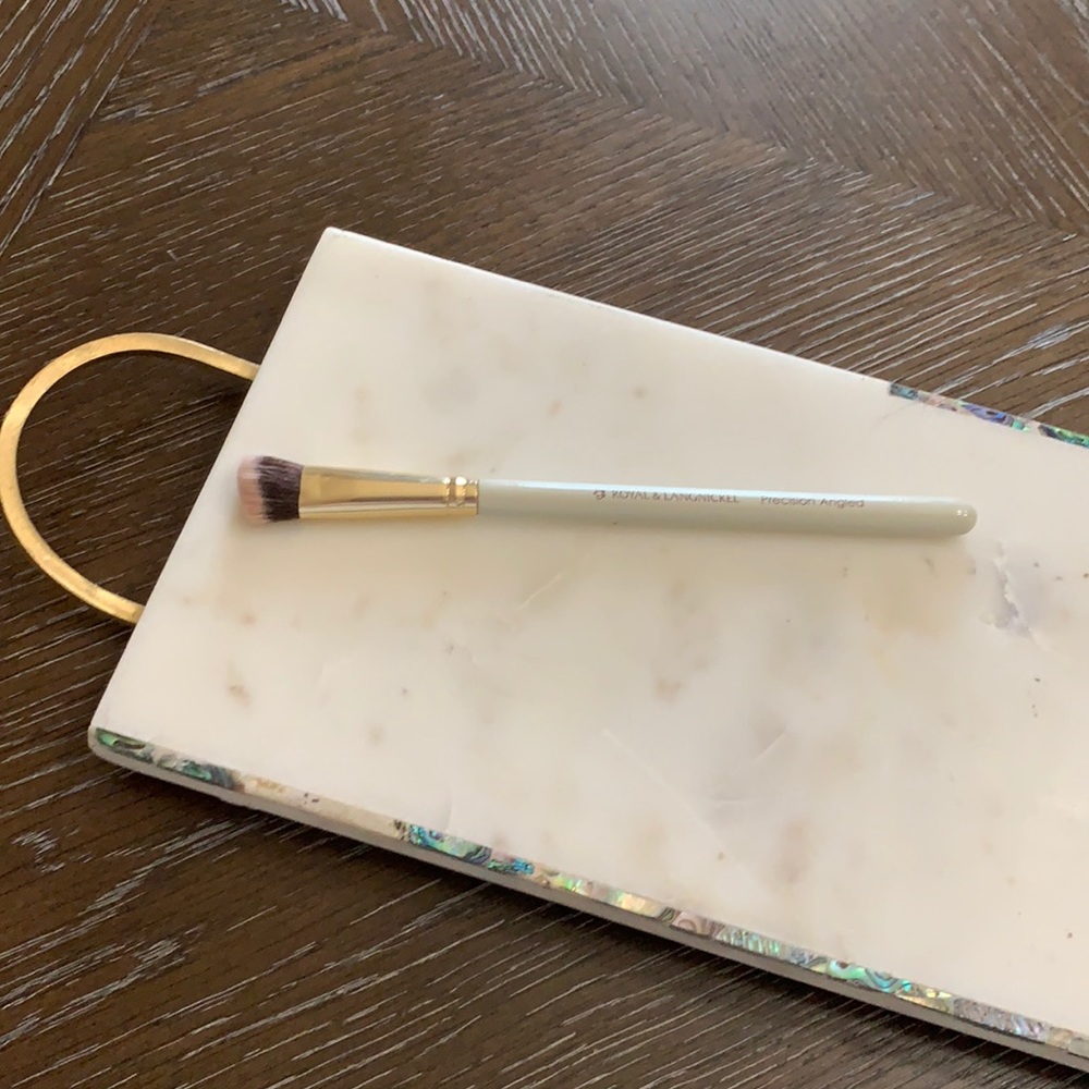 Royal & Langnickel precision angled brush